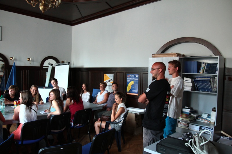 galeria.php?file_id=143&filesPage=10