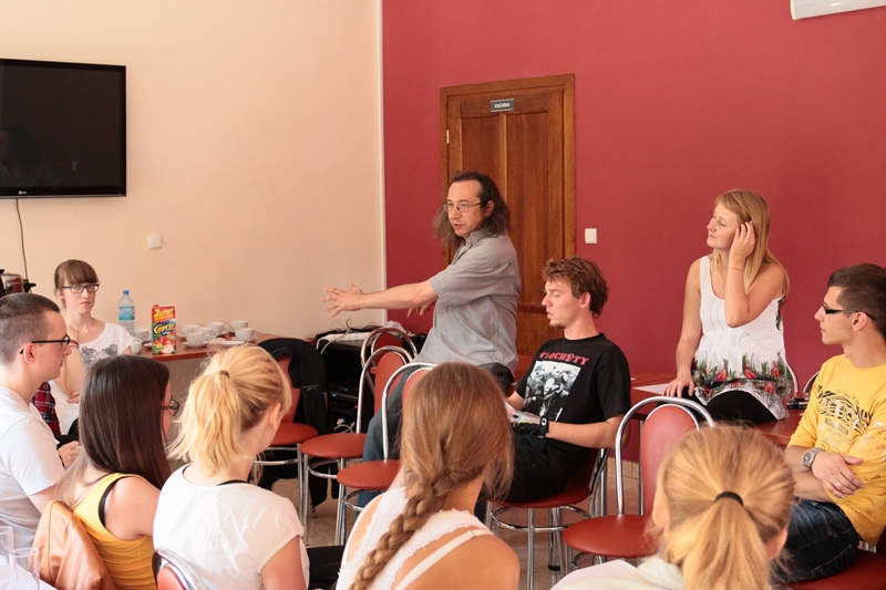 galeria.php?file_id=161&filesPage=9